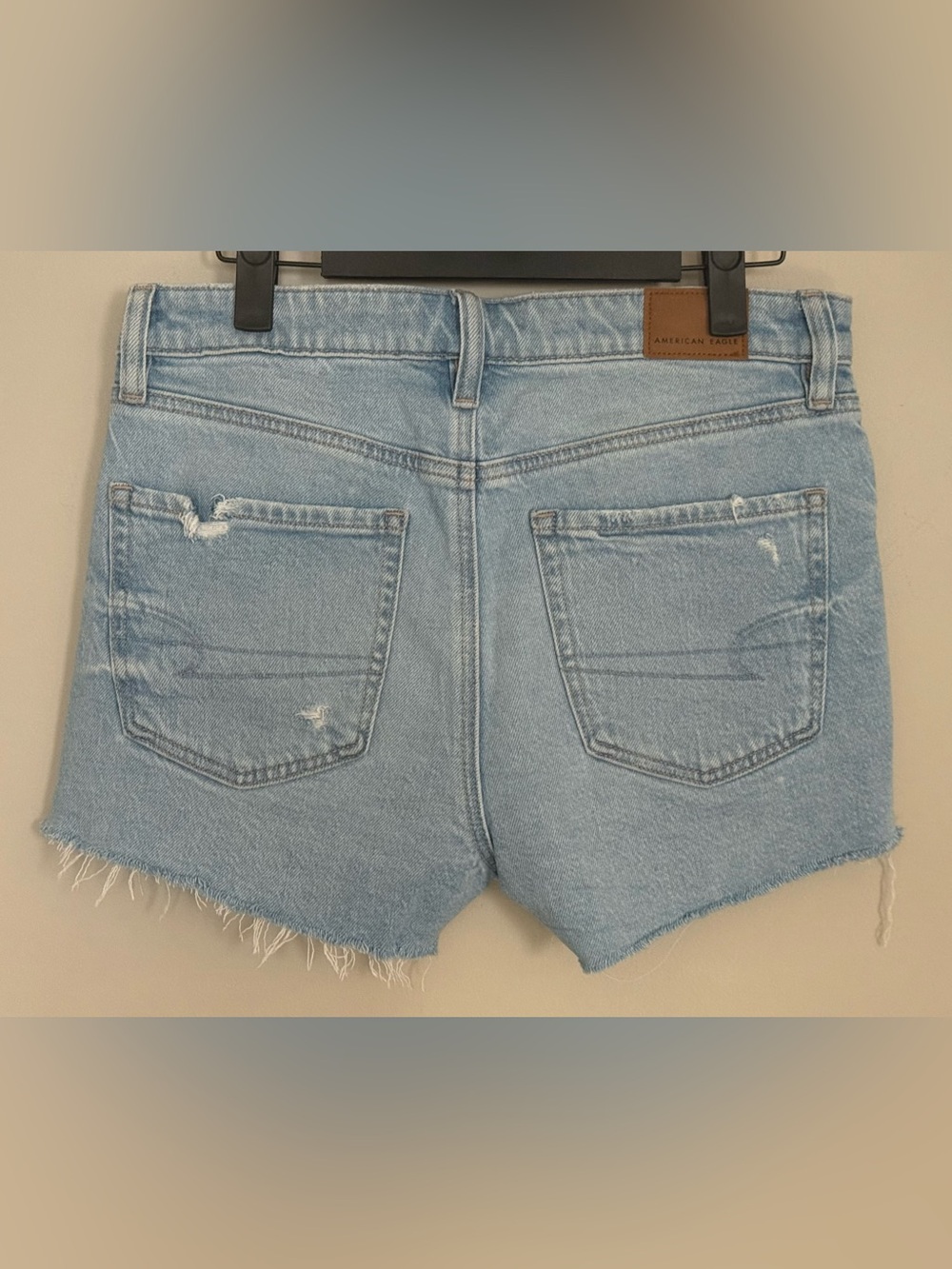 American Eagle Women’s Perfect Shortie Distressed Denim Shorts - Size 0 - Picture 2 of 4